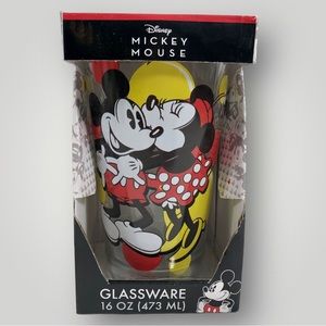 Disney Minnie Mouse Mickey Mouse Glassware 16 oz. Glass Cup Mug Kissing